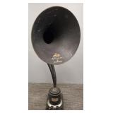 Antique Magnavox type R-2 horn speaker w/