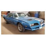 1978 Pontiac Firebird- see specs on window sticker