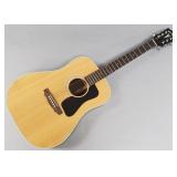 Nashville N-50D acoustic guitar with case