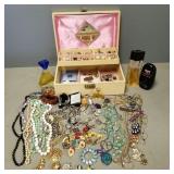 Gp asst costume jewelry etc incl vintage necklace,