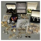 Gp. asst. men's cufflinks, tie bars, etc. incl