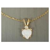 14K gold & opal heart pendant necklace- 0.9g, 16'L