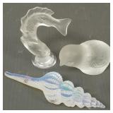 3 pcs art glass: 3 1/4' Lalique leaping fish,