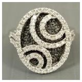 14K white gold ring s/w white & black tiny