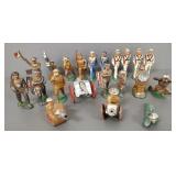 21 vintage Barklay, etc metal soldier figures &