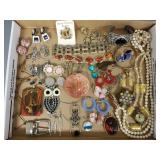 Gp vintage & modern jewelry incl lucite, artisan,