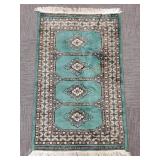 Small handmade oriental rug approx. 2 1/2' x 4'