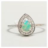 14k gold, diamond & opal ring- 1.8g, size 7