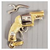 18k gold revolver pendant s/w 2 diamonds - (as