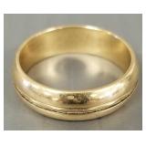 14k gold Keepsake band- 8.2g, sz 10 1/2