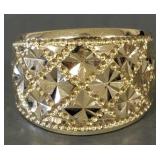 14K bright-cut gold ring- 4.3g; size 7
