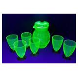 MID CENTURY URANIUM ICE TEA SET W/ FOOTED GOBLETS