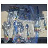 MULTI COLOR SILVERWARE SET