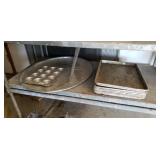 BAKING 1/2 SHEETS & SERVING TRAY ALUMINUM