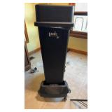 AVEX JANITORIAL ROLLING TRASH CAN