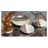 STONEWARE 4 PLACE SETTING SET