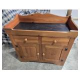 BROYHILL CHANGING TABLE