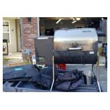 DAVY CROCKETT GRILL W/ 120 VOLT