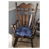 ROCKING CHAIR