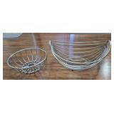 WIRE FRUIT BASKETS