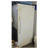 FRIGIDAIRE UPRIGHT FREEZER 21 CU FT