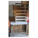 FOLDING TABLE & RISERS