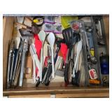 DRAWER OF KITCHEN SERVING & COOKING UTENSILS