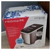 FRIGIDAIRE ICE MAKER STAINLESS