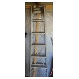 6 FOOT ALUMINUM LADDER
