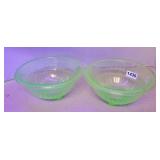 (2) ANCHOR HOCKING URANIUM GLASS BOWLS