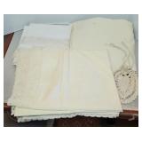 VINTAGE TABLECLOTHS