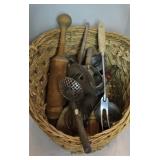 VINTAGE KITCHEN UTENSILS
