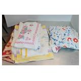 VINTAGE KITCHEN TOWELS