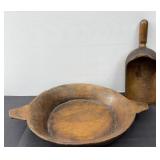 EARLY AMERICAN HAND CARVED BOWL & SCOOP