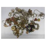 GOLD TONE JEWELRY & MORE