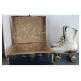 VINTAGE CLEVELAND SKATES W/ CASE