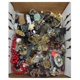 ASSTD JEWELRY: NECKLACES & MORE
