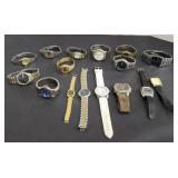LARGE LOT OF WATCHES