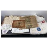 LACE TABLECLOTHS, TAPESTRIES & EMBROIDERY ITEMS