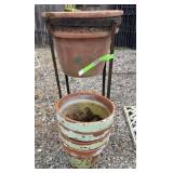 CERAMIC POTS W/ STAND