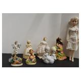FIGURINE & DOLL
