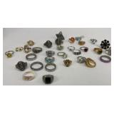 COSTUME JEWELRY RINGS