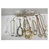 GOLD TONE JEWELRY & MORE