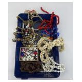 COSTUME JEWELRY NECKLACES