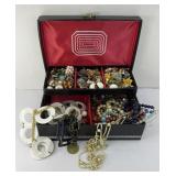ASSTD COSTUME JEWELRY IN JEWELRY BOX