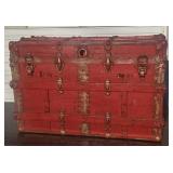 STEAMER TRUNK