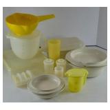 LARGE ASSORTMENT OF TUPPERWARE