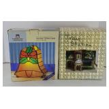 TIFFANY STYLE LAMP & TRAIN STATION