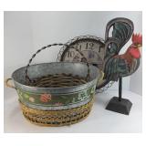 FARMHOUSE STYLE DECORATIONS