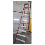 LOUISVILLE 10 FT FIBERGLASS LADDER